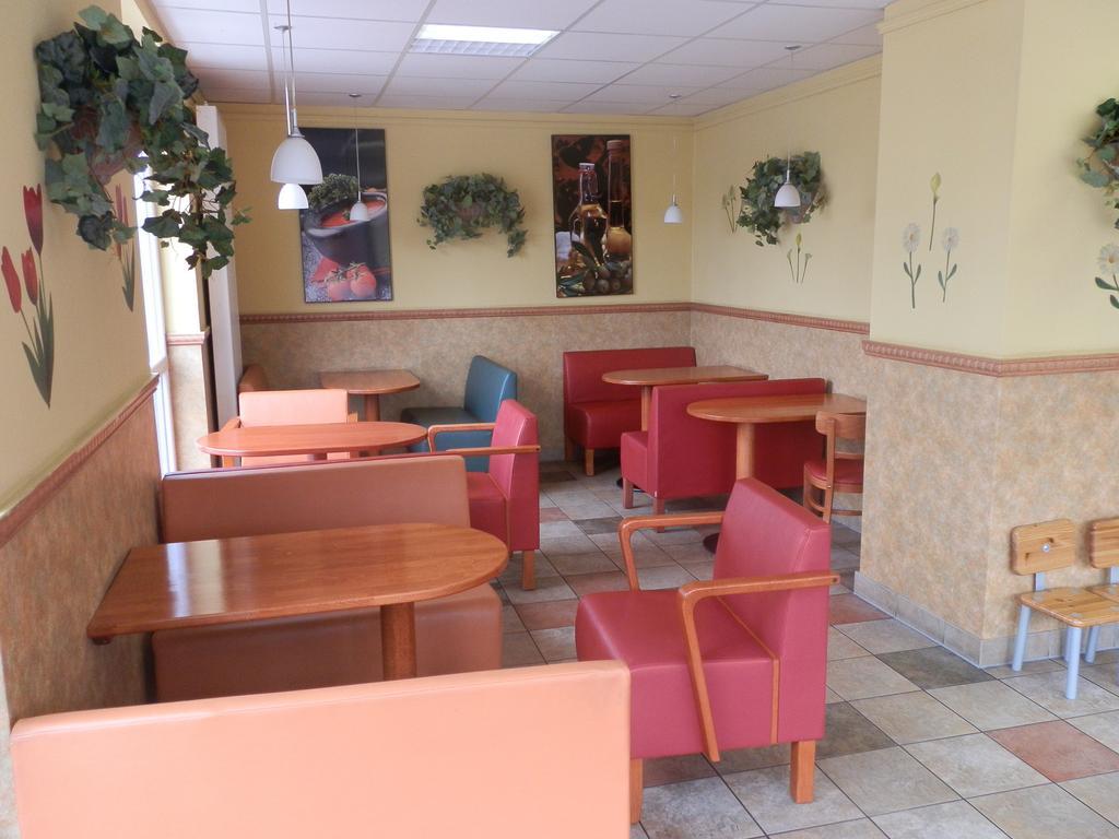 Hotel Garni Zur Eisenbahn Crailsheim Szoba fotó
